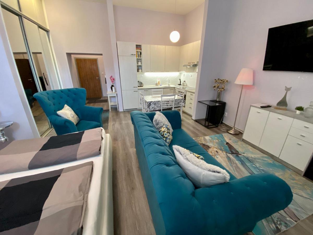 Kings Main Square Apartment Poprad Bagian luar foto