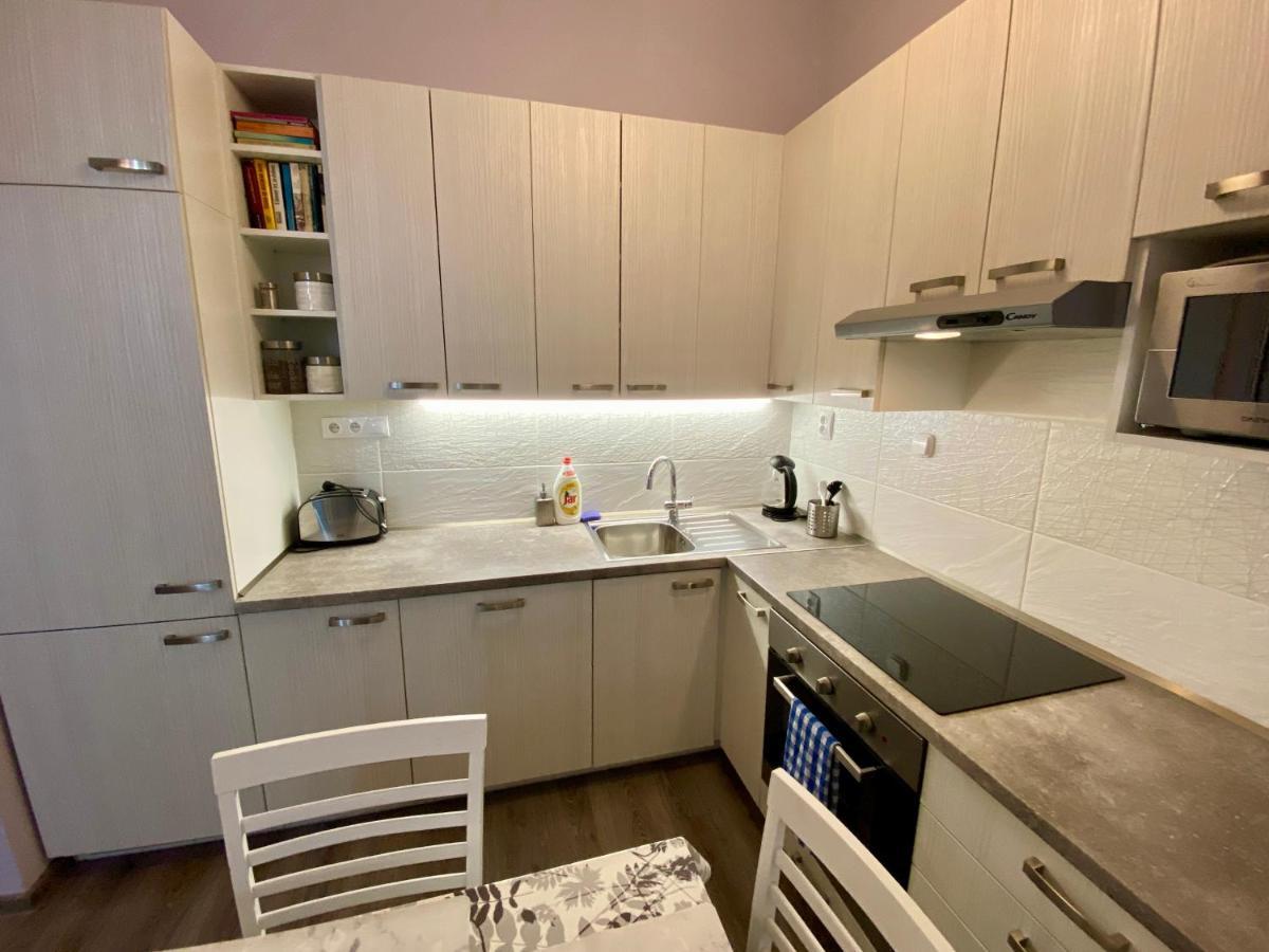 Kings Main Square Apartment Poprad Bagian luar foto
