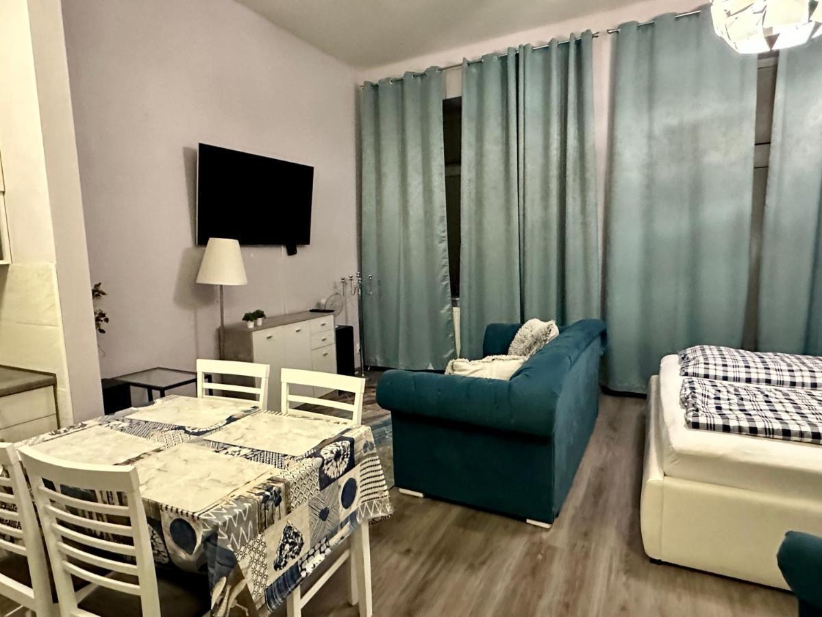 Kings Main Square Apartment Poprad Bagian luar foto