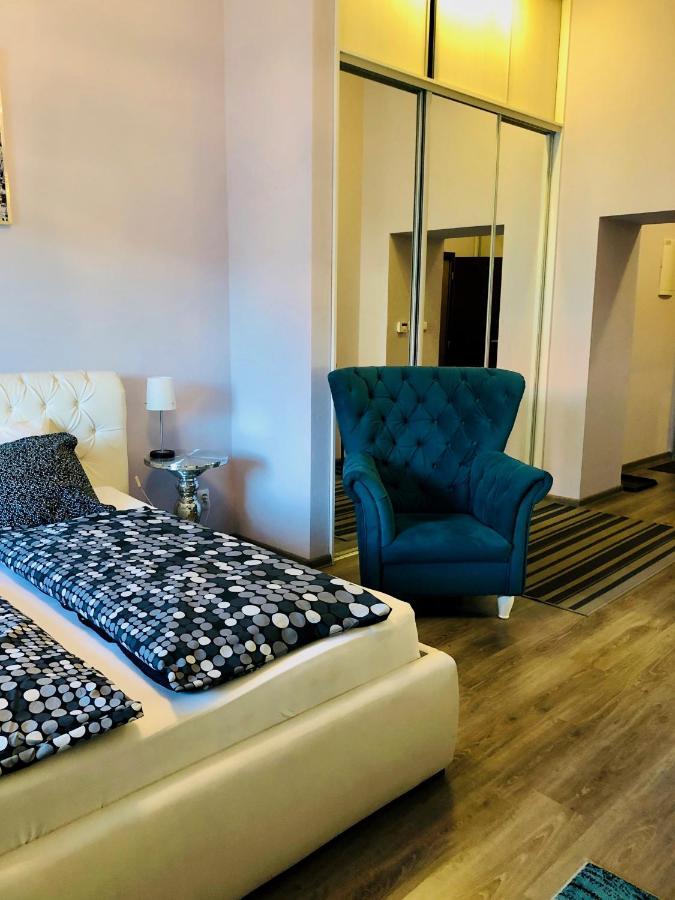 Kings Main Square Apartment Poprad Bagian luar foto